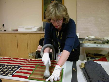 Textile Conservator บุคคล รายการ 