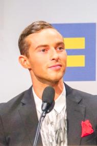 Adam Rippon ภาพยนตร์ รายการ  (ผลงานภาพยนตร์) 